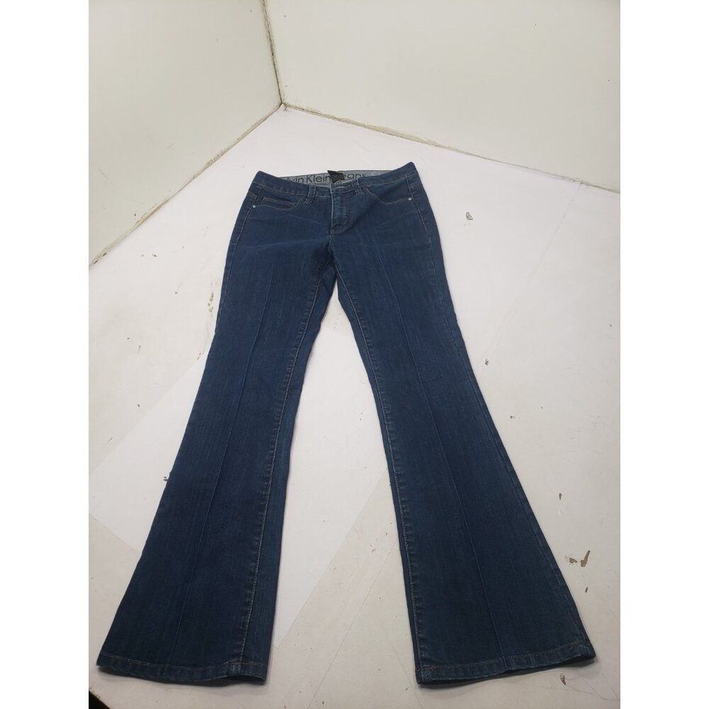 Calvin Klein Shape Flare Leg Jeans Women’s Size 28/6 Blue Denim Pants WB99A02